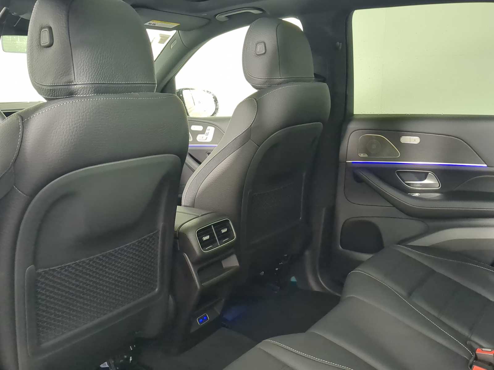 Thumbnail: 2026 Mercedes-Benz GLE - 18