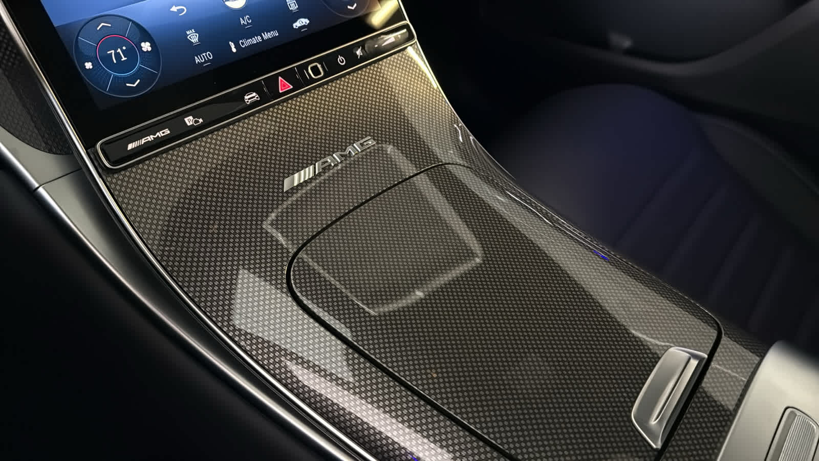 Thumbnail: 2026 Mercedes-Benz GLC - 23