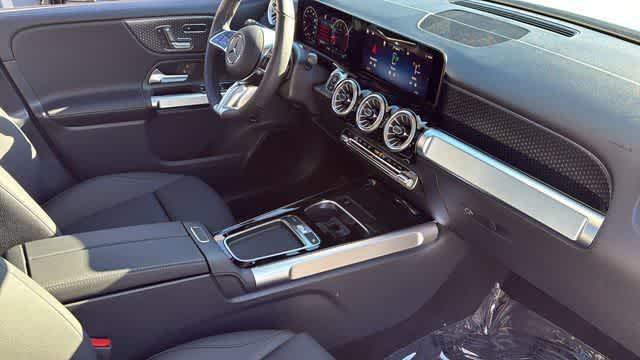 Thumbnail: 2026 Mercedes-Benz GLB - 37