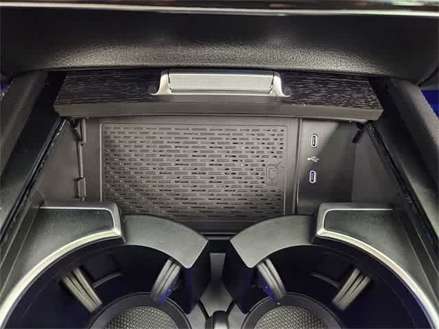 Thumbnail: 2025 Mercedes-Benz GLE - 31