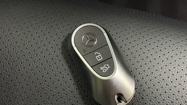 Thumbnail: 2026 Mercedes-Benz GLC - 37