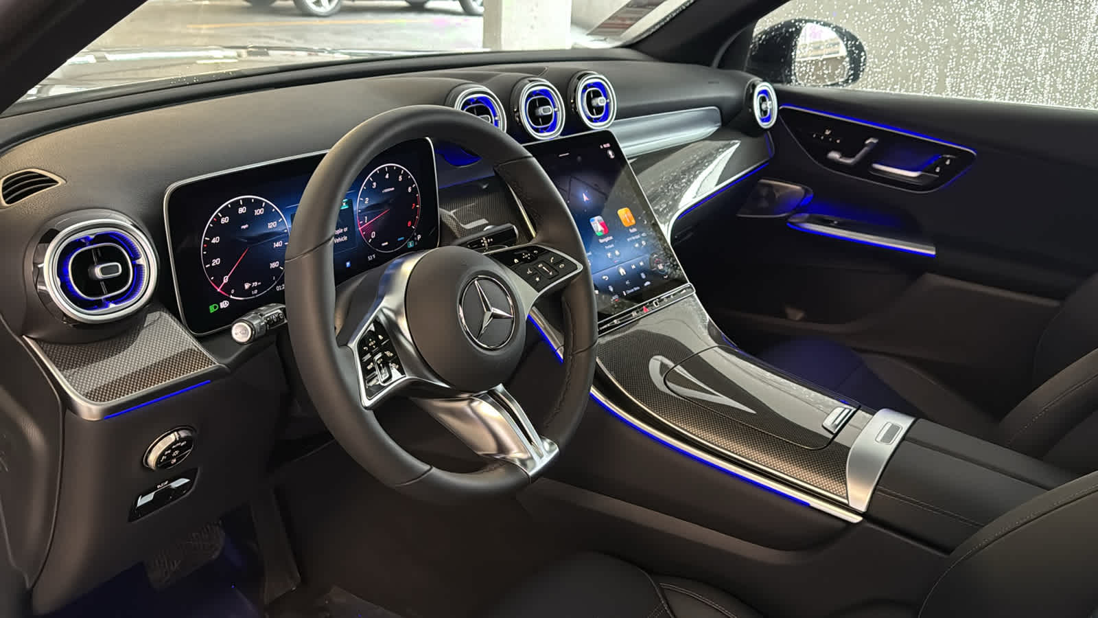 Thumbnail: 2025 Mercedes-Benz GLC - 27