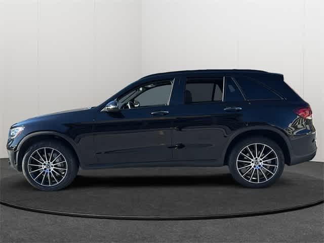 Thumbnail: 2022 Mercedes-Benz GLC - 3