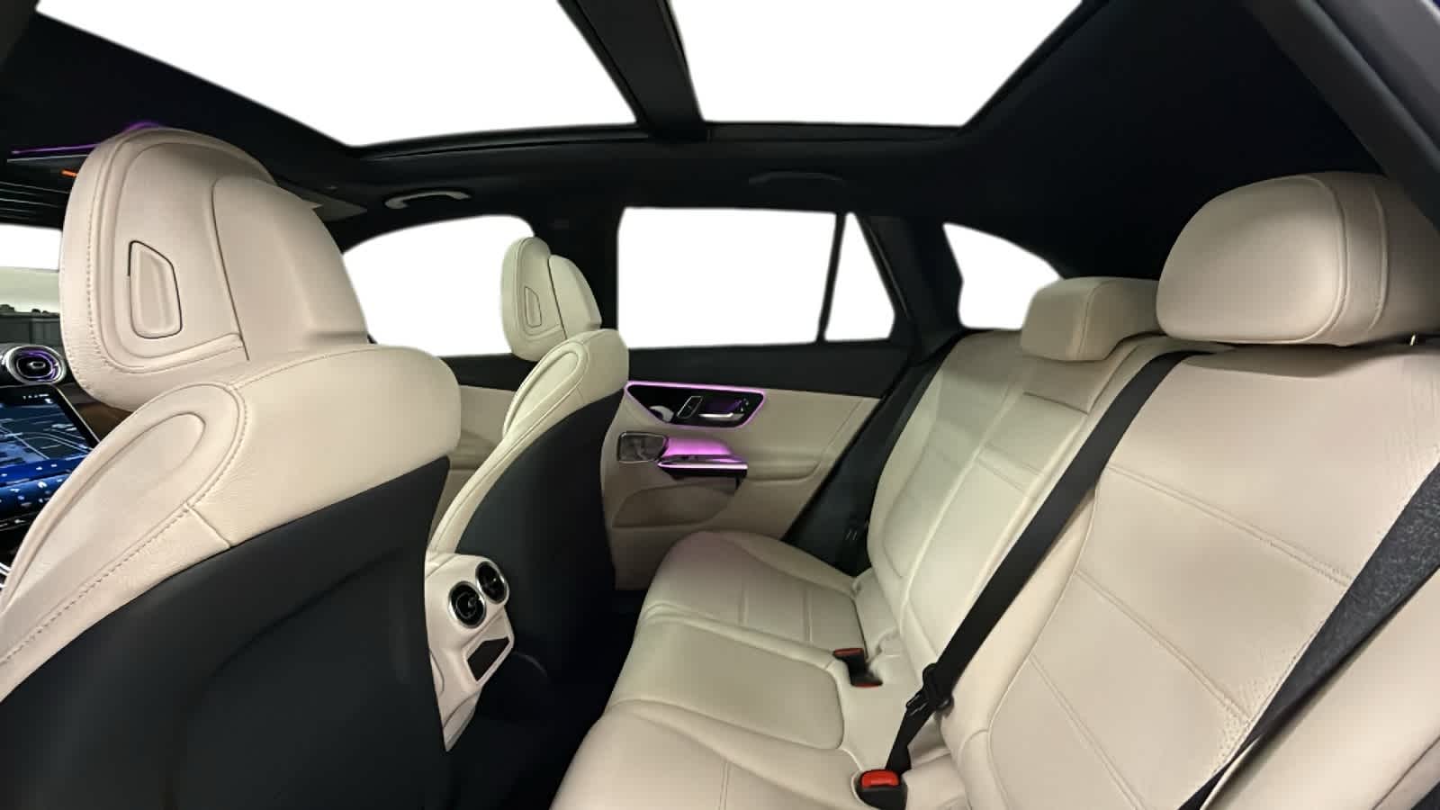 Thumbnail: 2026 Mercedes-Benz GLC - 6