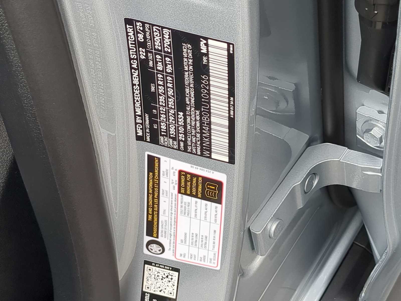 Thumbnail: 2026 Mercedes-Benz GLC - 37