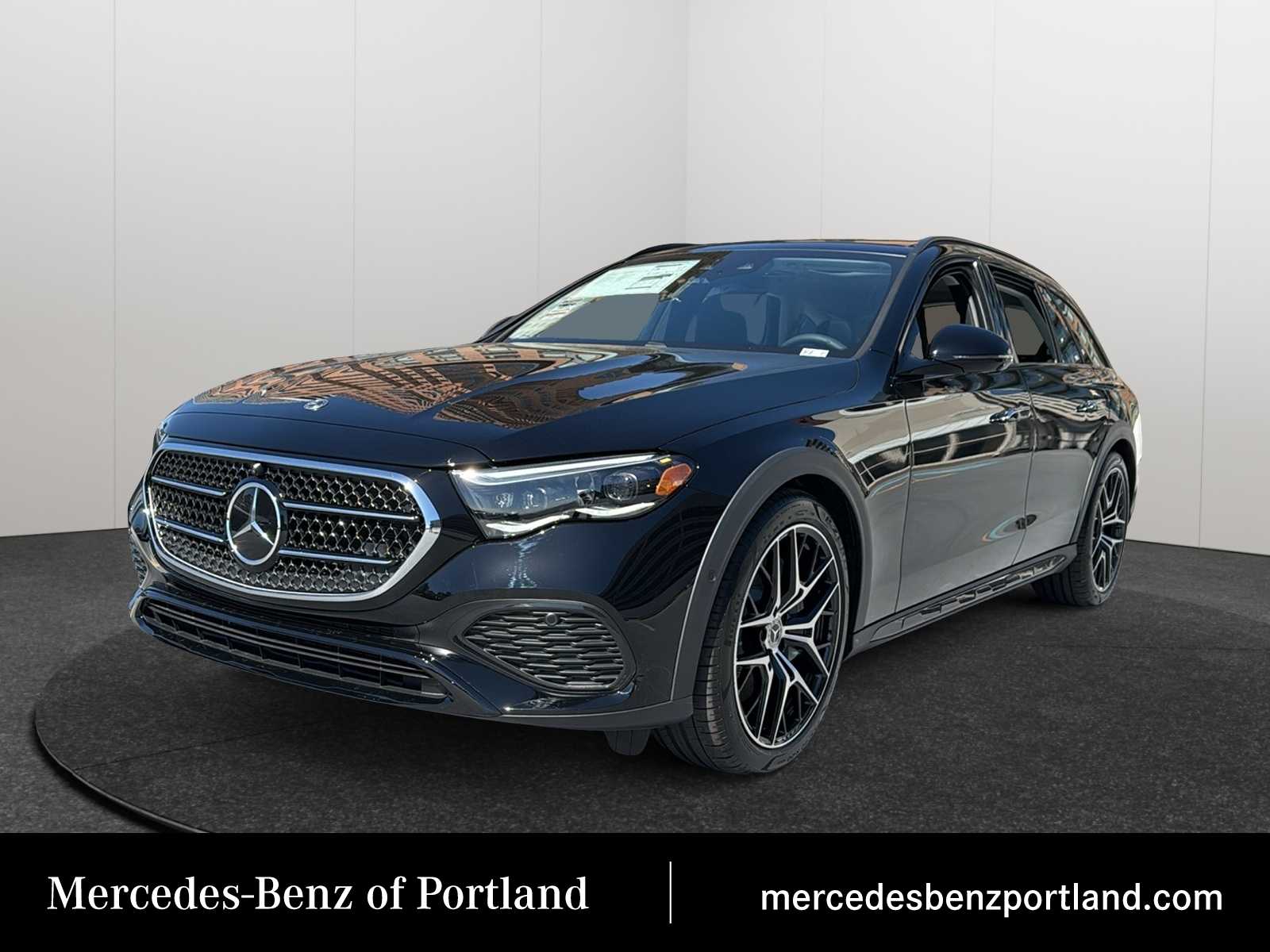 Thumbnail: 2026 Mercedes-Benz E-Class - 1