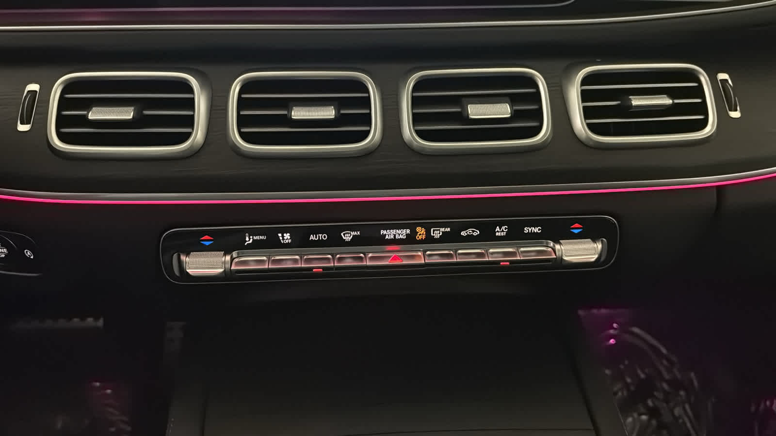 Thumbnail: 2025 Mercedes-Benz GLS - 24