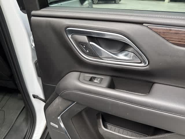 2021 Chevrolet Suburban Z71 25