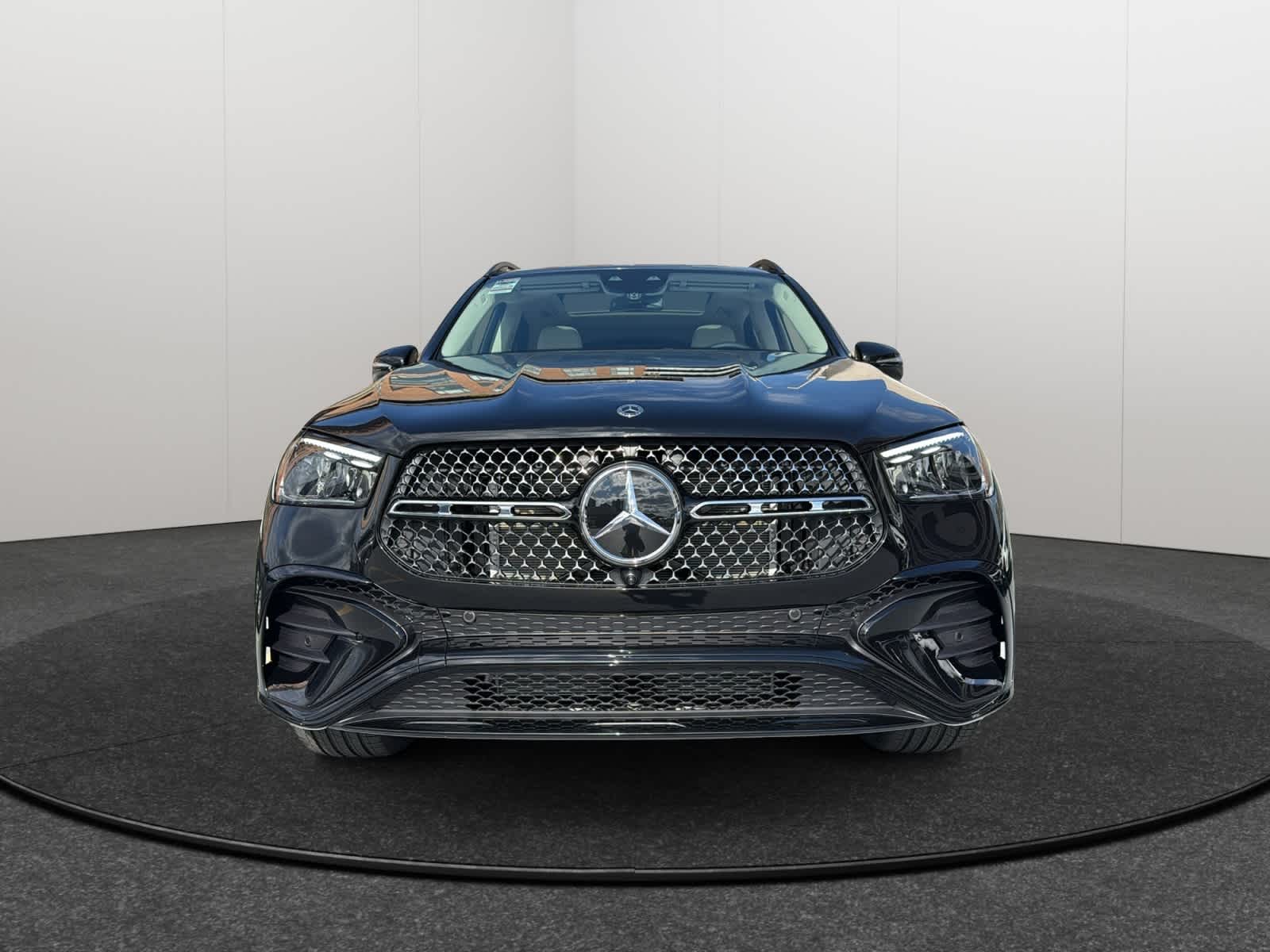 Thumbnail: 2026 Mercedes-Benz GLE - 2