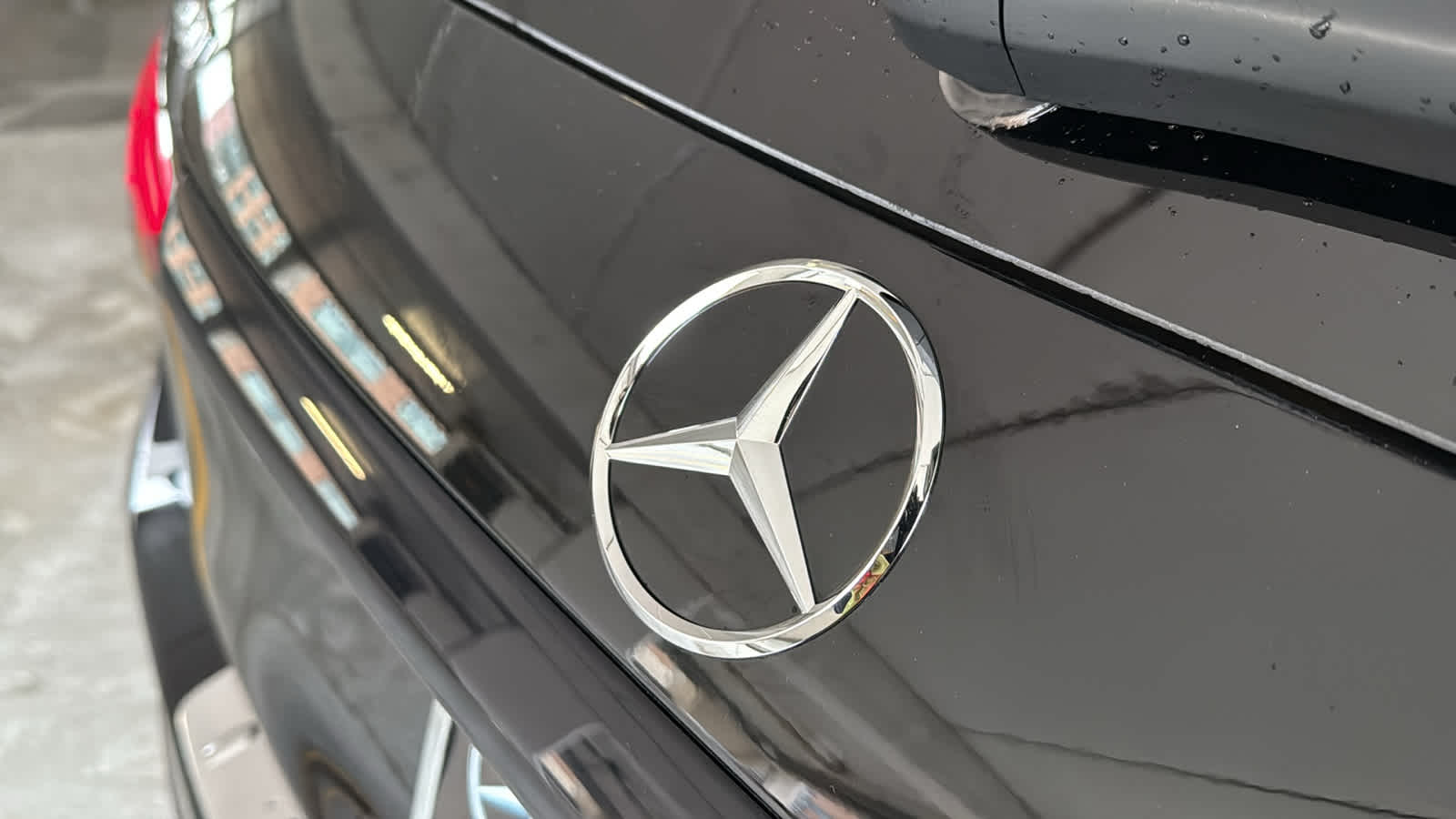 Thumbnail: 2025 Mercedes-Benz GLC - 8