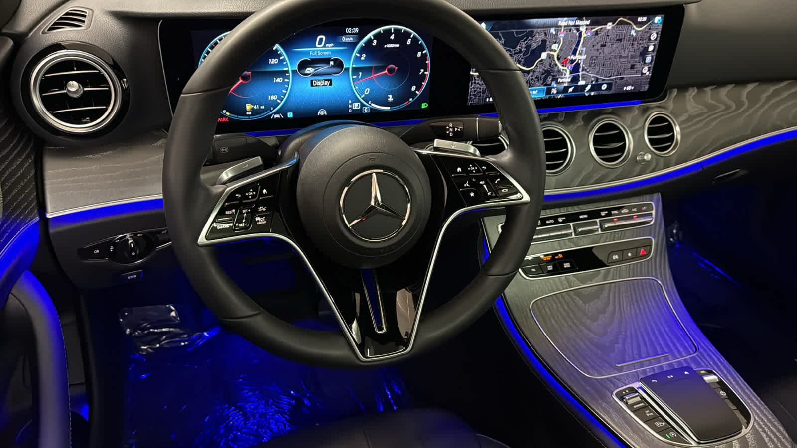 Thumbnail: 2023 Mercedes-Benz E-Class - 24