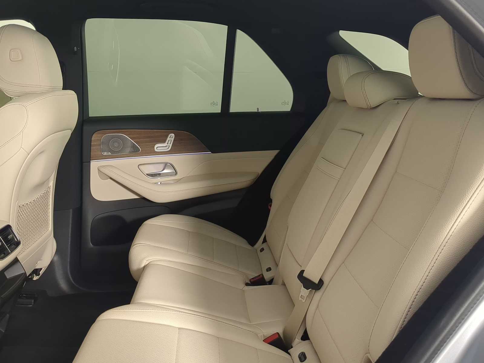 Thumbnail: 2026 Mercedes-Benz GLE - 20