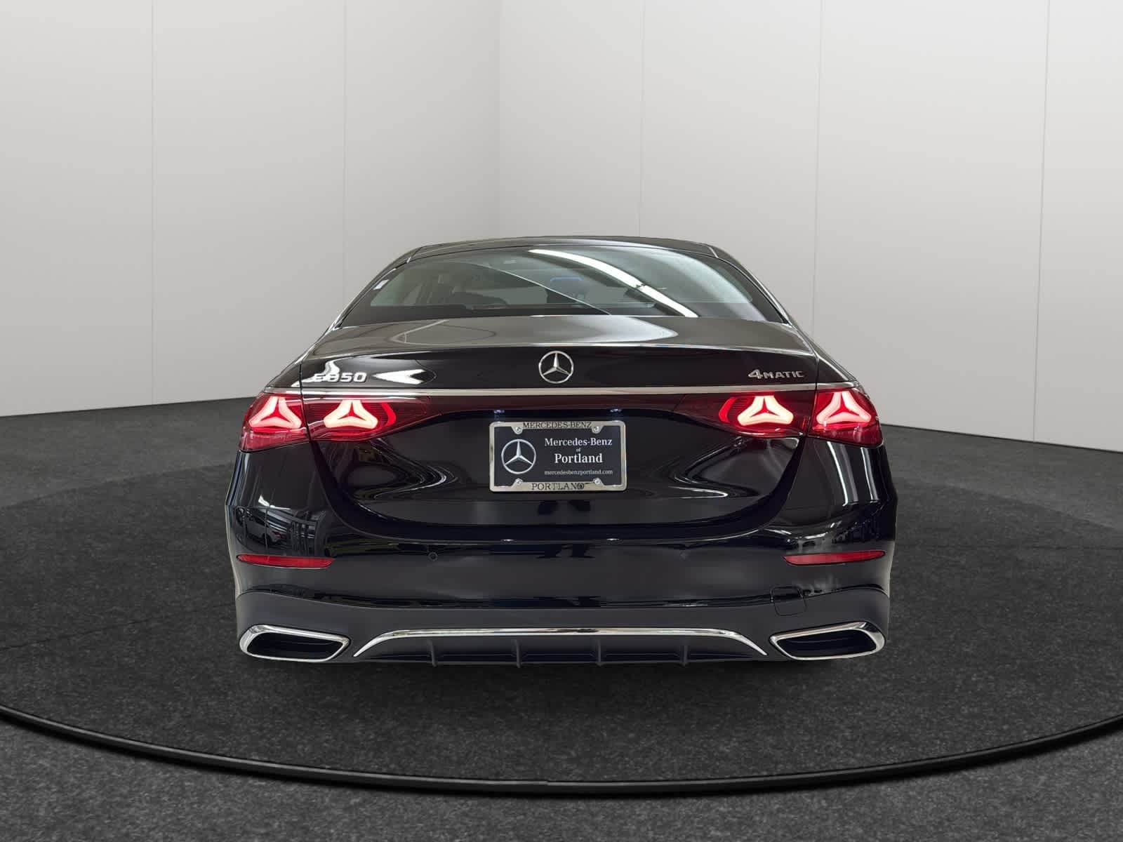 Thumbnail: 2026 Mercedes-Benz E-Class - 6