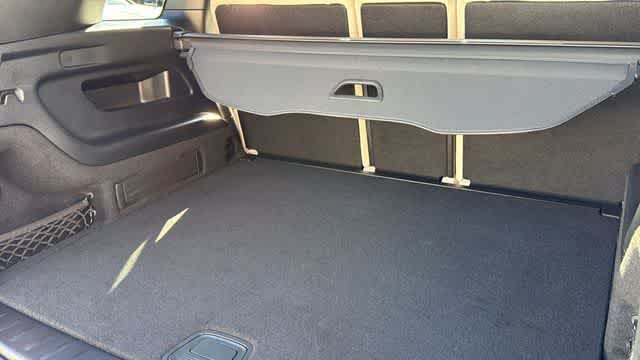 Thumbnail: 2025 Mercedes-Benz GLB - 33