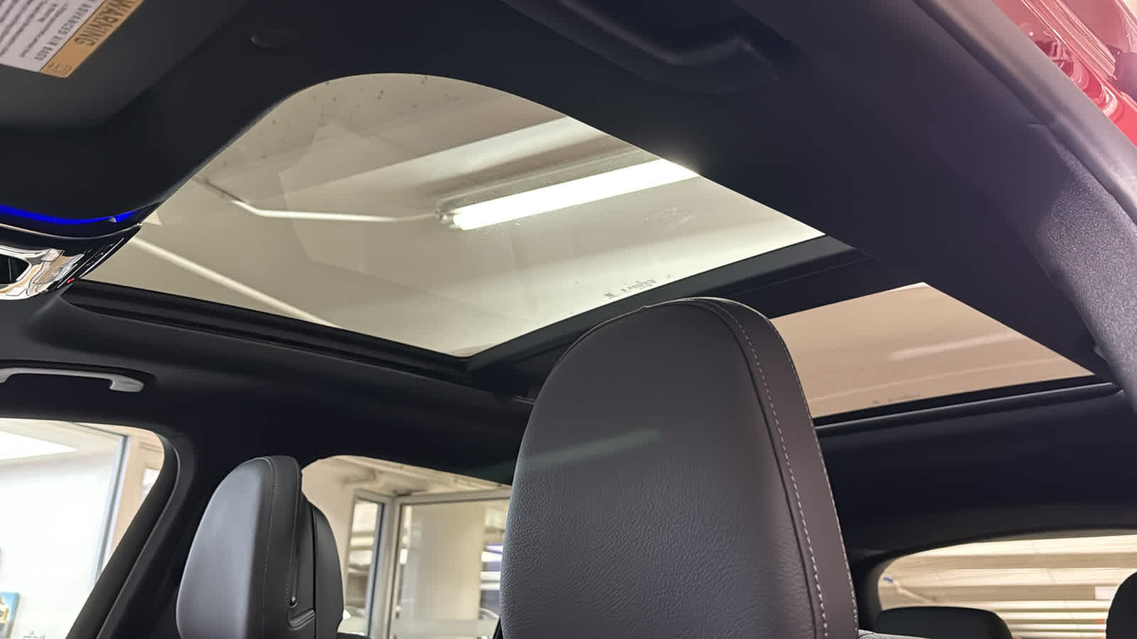 Thumbnail: 2026 Mercedes-Benz GLC - 25