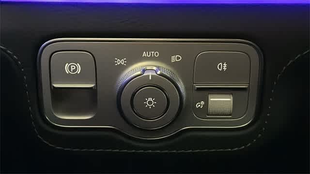 Thumbnail: 2025 Mercedes-Benz GLE - 34