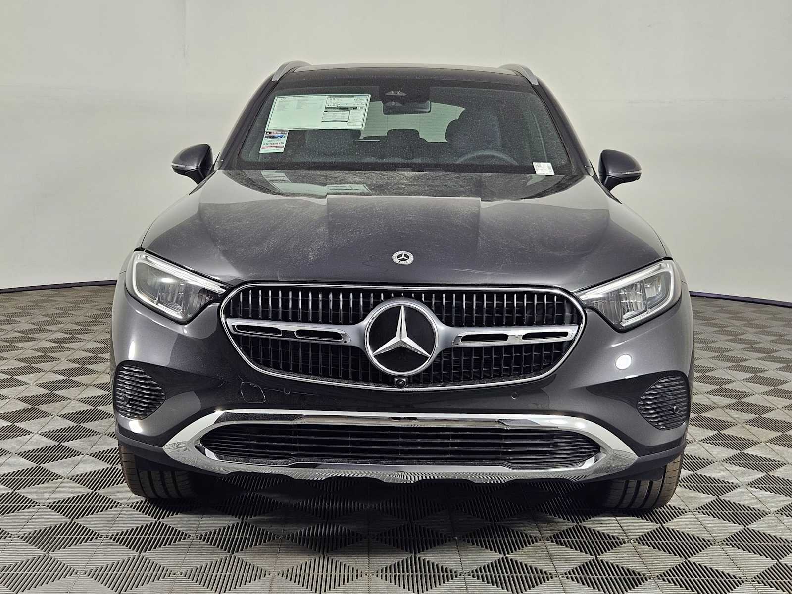 Thumbnail: 2025 Mercedes-Benz GLC - 8