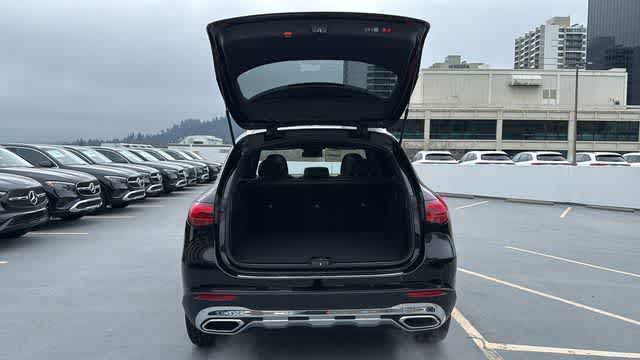 Thumbnail: 2026 Mercedes-Benz GLC - 7