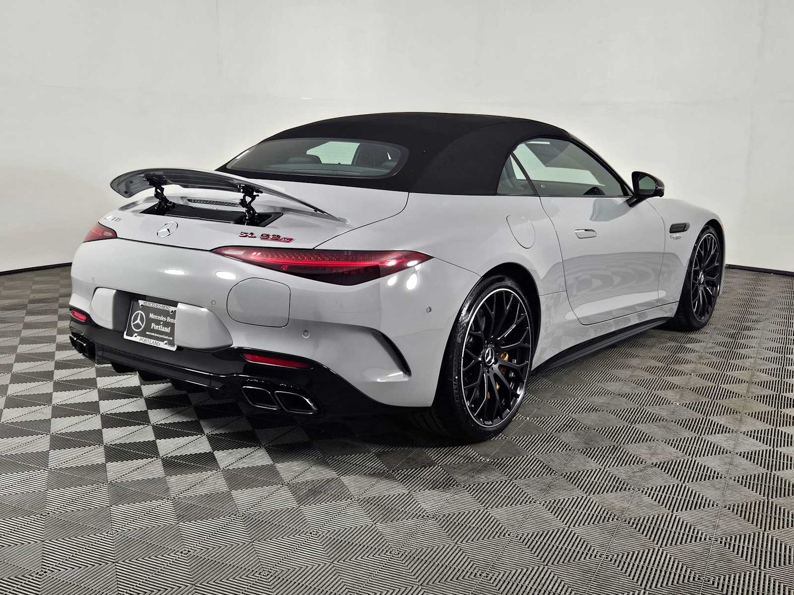 Thumbnail: 2025 Mercedes-Benz SL-Class - 5