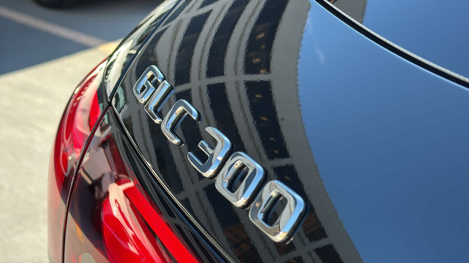 Thumbnail: 2026 Mercedes-Benz GLC - 10