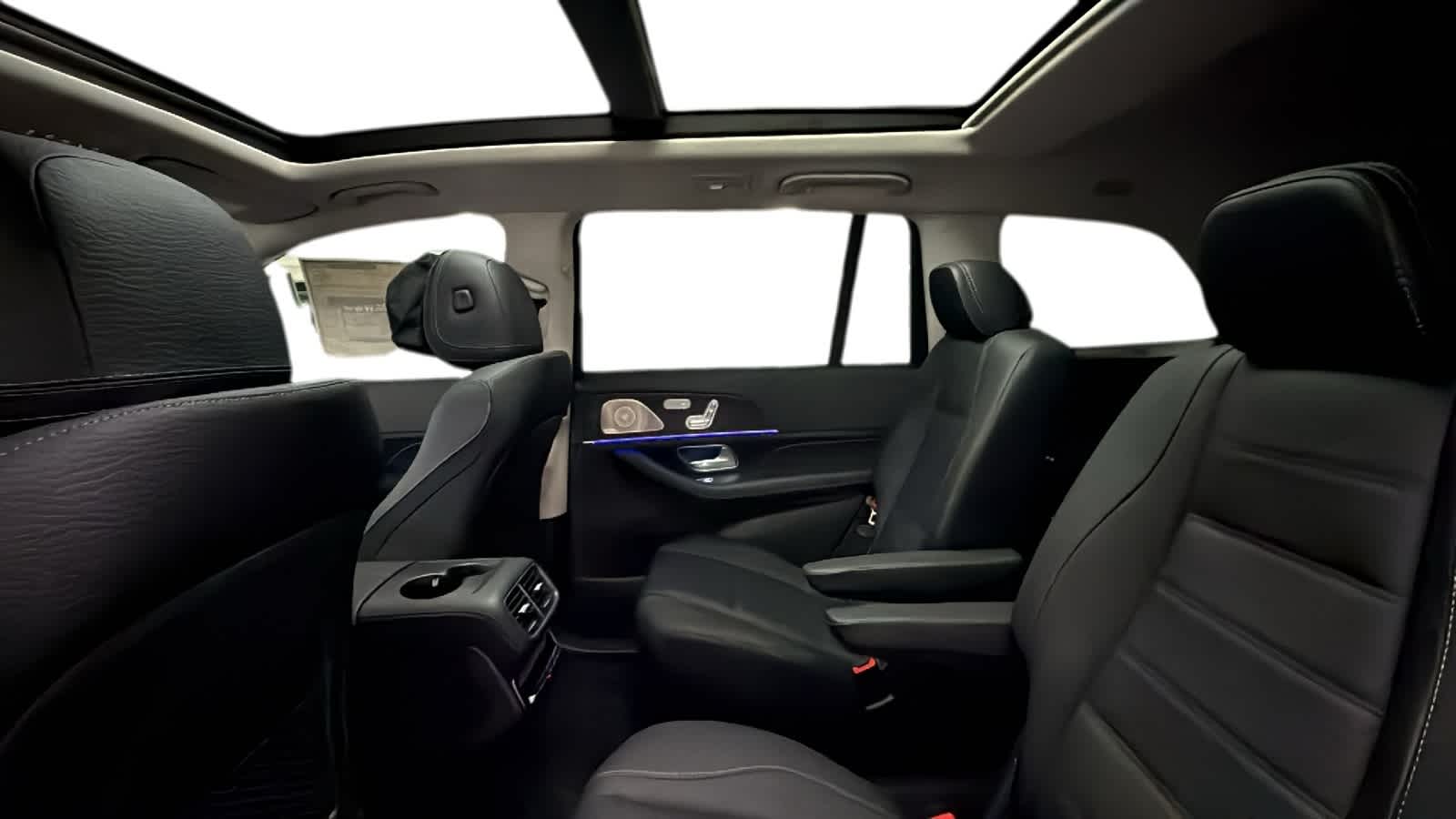 Thumbnail: 2025 Mercedes-Benz GLS - 5