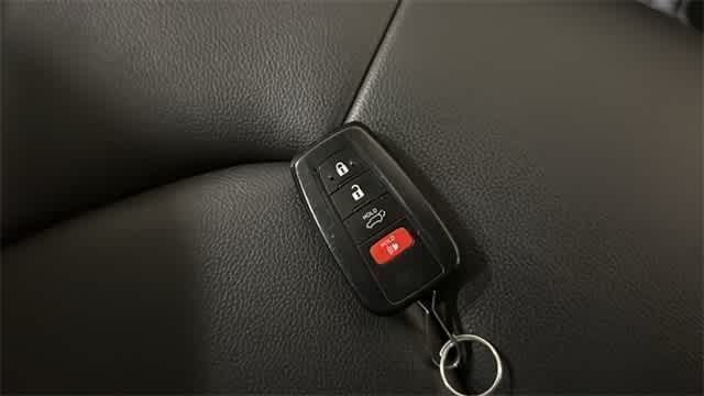 Thumbnail: 2022 Toyota Highlander - 35