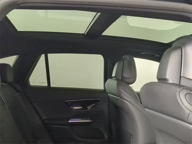 Thumbnail: 2026 Mercedes-Benz GLC - 22