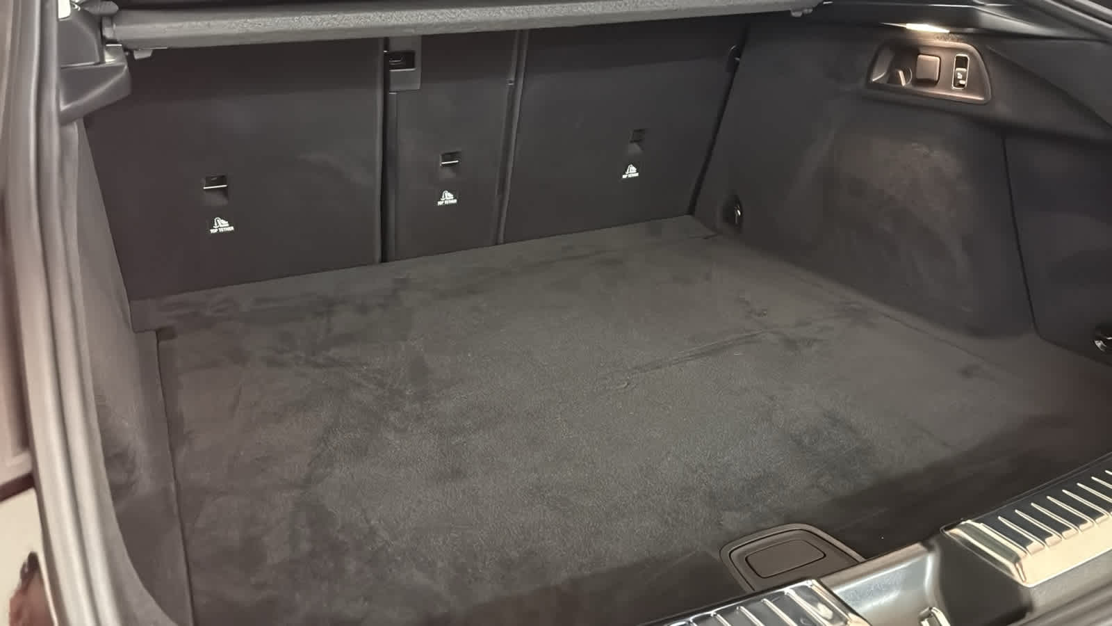 Thumbnail: 2026 Mercedes-Benz GLE - 32