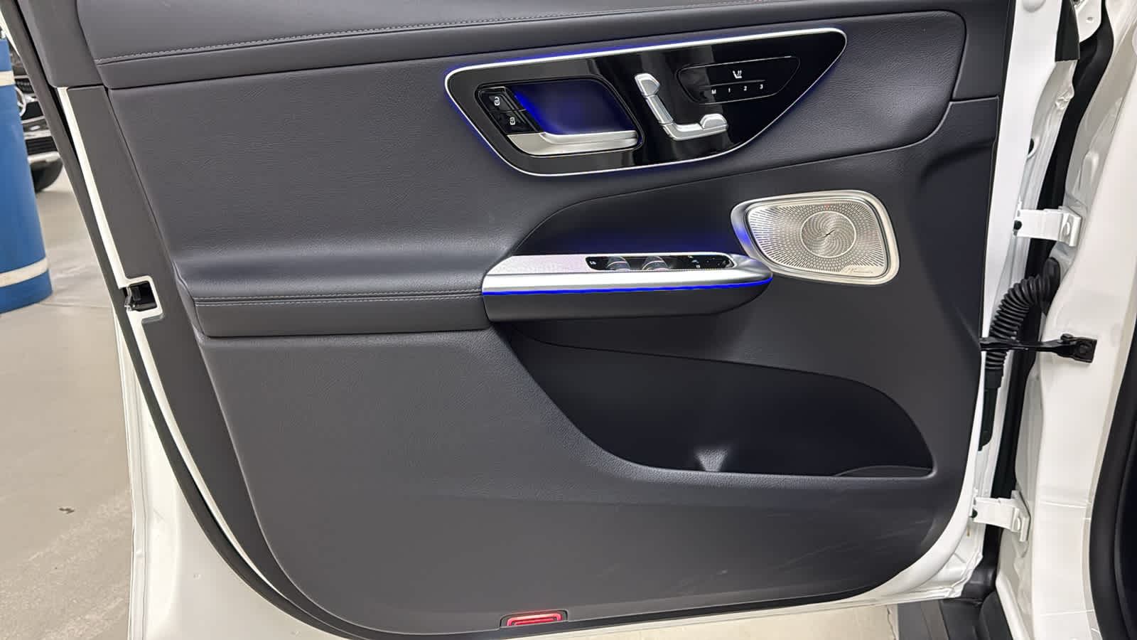 Thumbnail: 2023 Mercedes-Benz GLC - 15