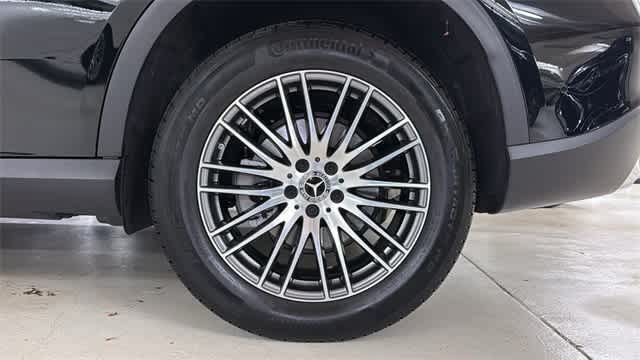 Thumbnail: 2025 Mercedes-Benz GLC - 10