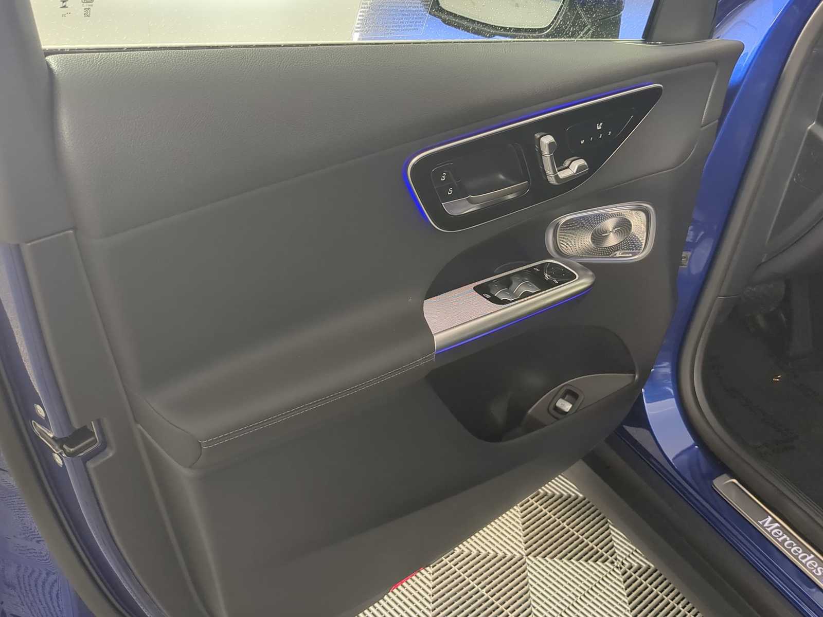 Thumbnail: 2026 Mercedes-Benz GLC - 19