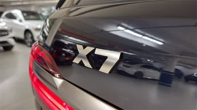 Thumbnail: 2020 BMW X7 - 10