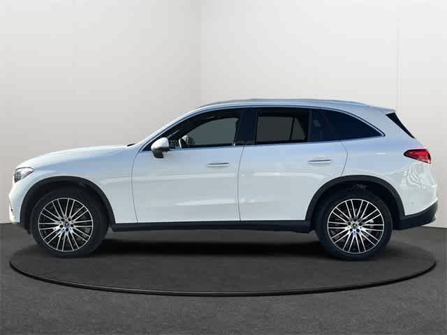 Thumbnail: 2025 Mercedes-Benz GLC - 3
