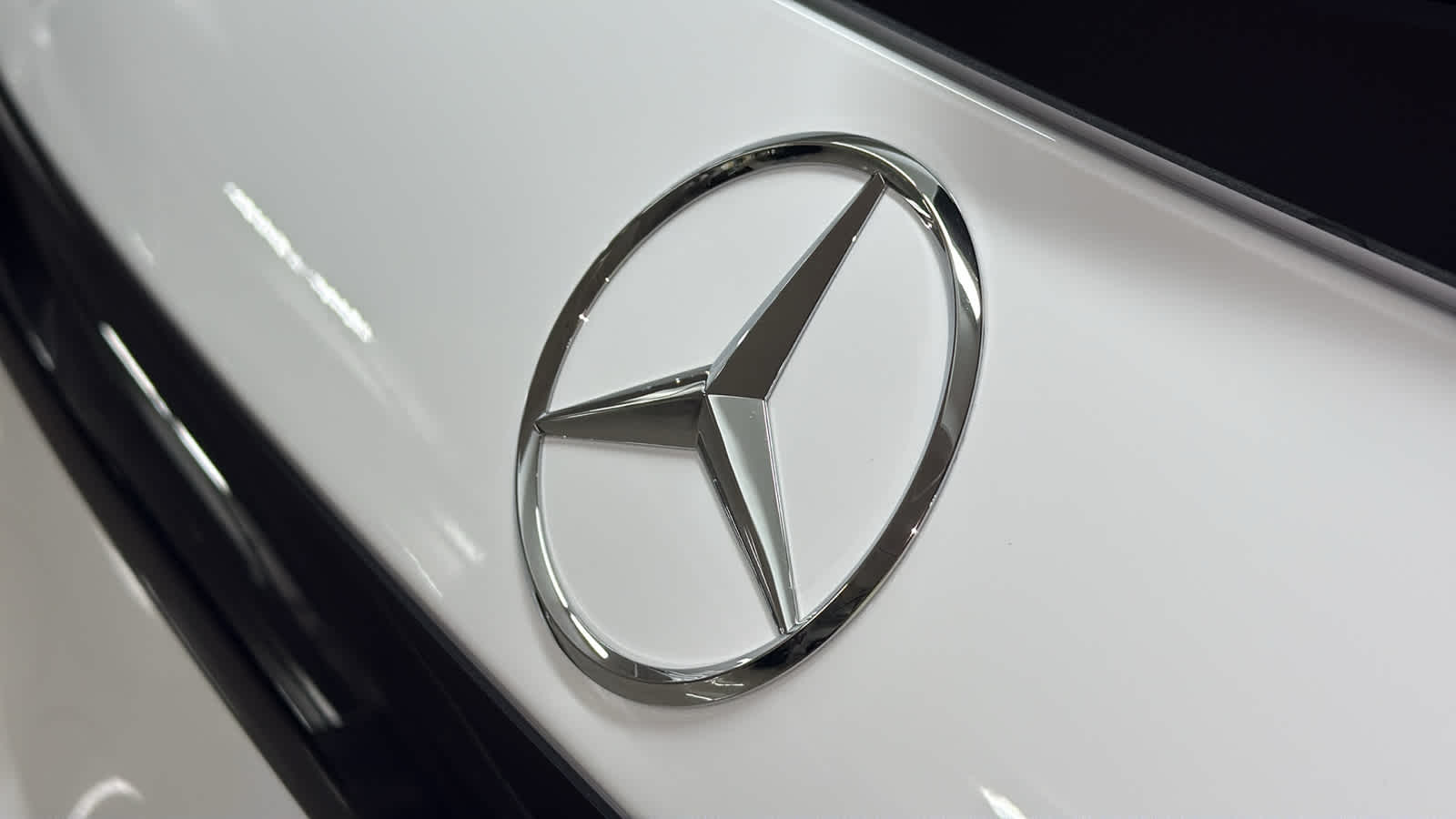 Thumbnail: 2026 Mercedes-Benz GLC - 8