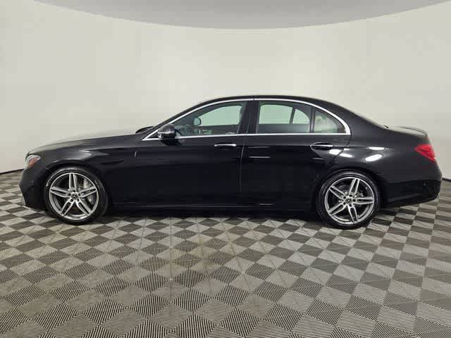 Thumbnail: 2018 Mercedes-Benz E-Class - 2