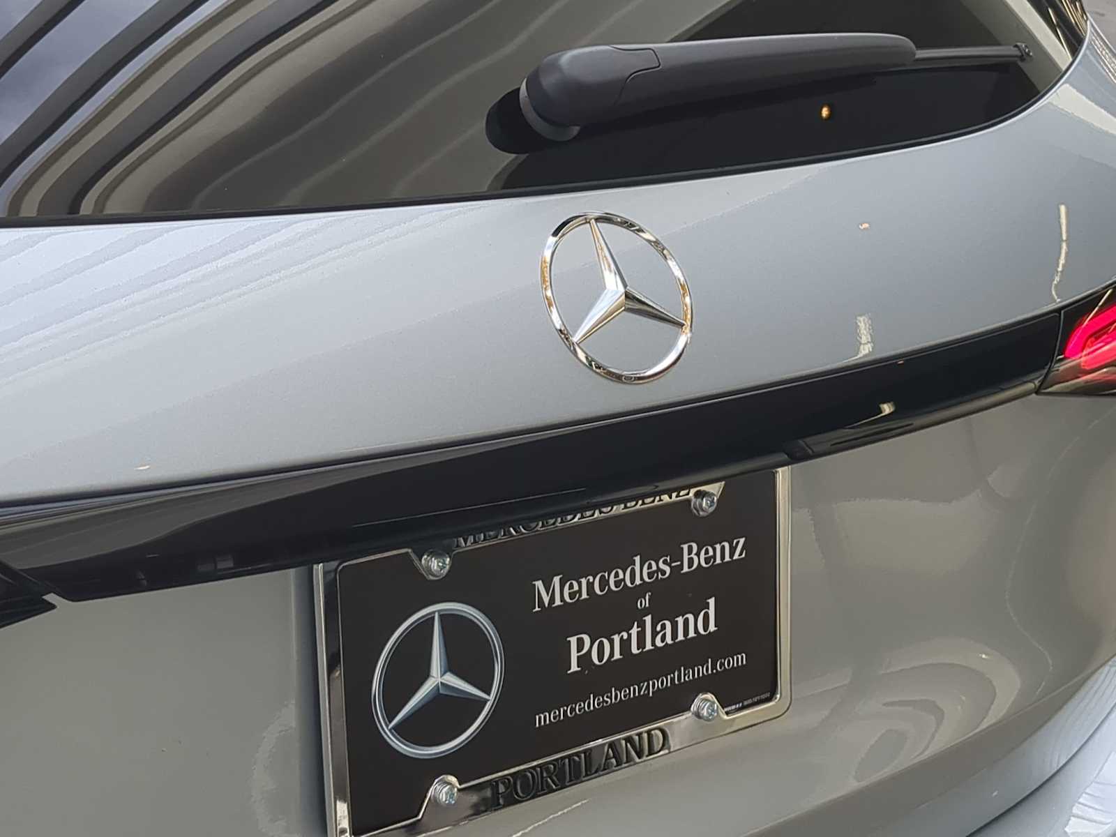 Thumbnail: 2026 Mercedes-Benz GLC - 10