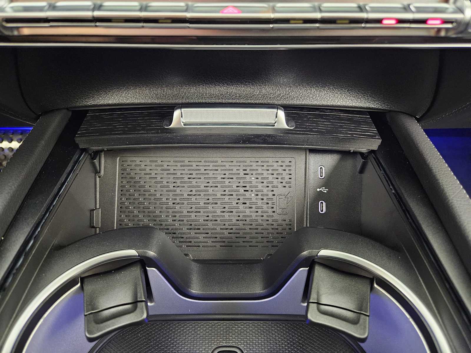 Thumbnail: 2025 Mercedes-Benz GLE - 30