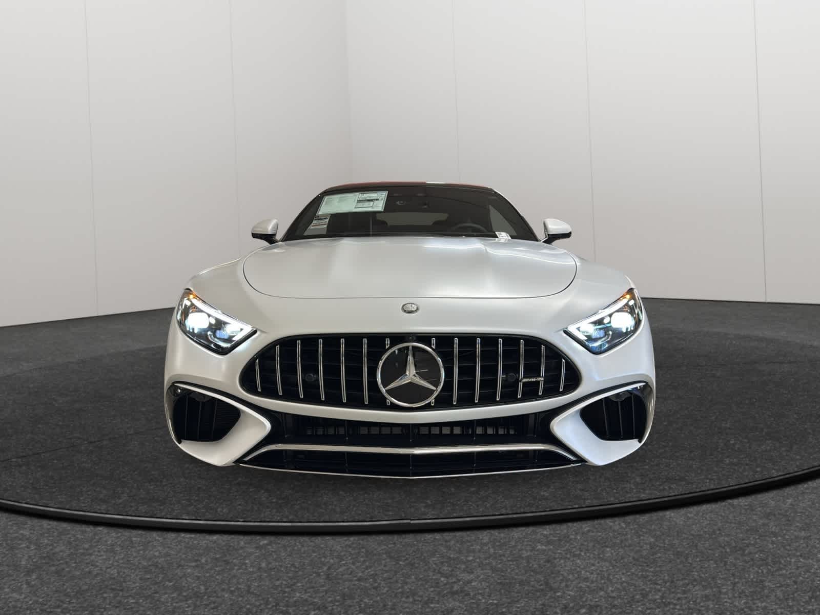 Thumbnail: 2026 Mercedes-Benz SL-Class - 2