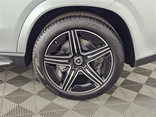 Thumbnail: 2025 Mercedes-Benz GLE - 13