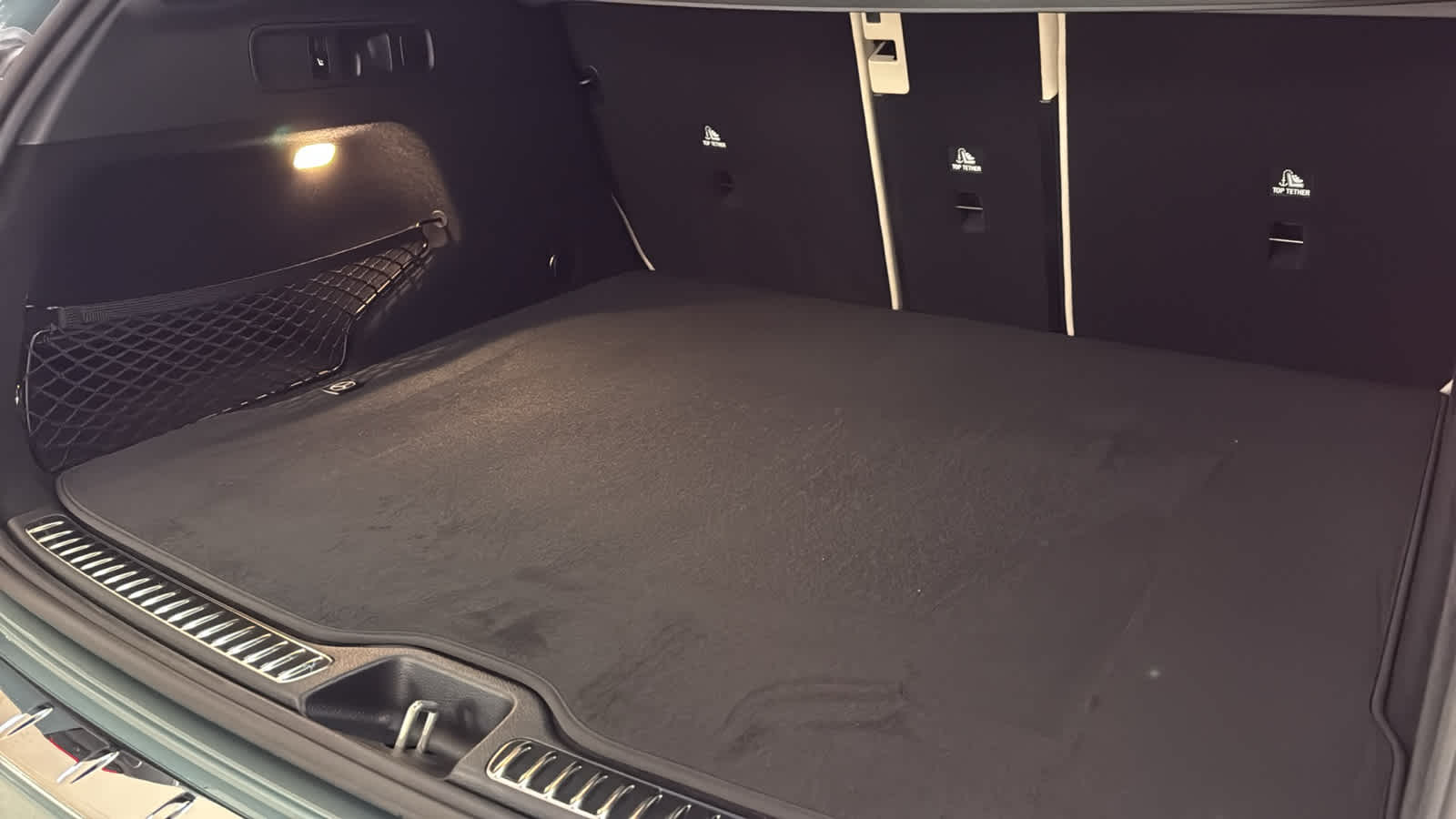 Thumbnail: 2026 Mercedes-Benz GLC - 32