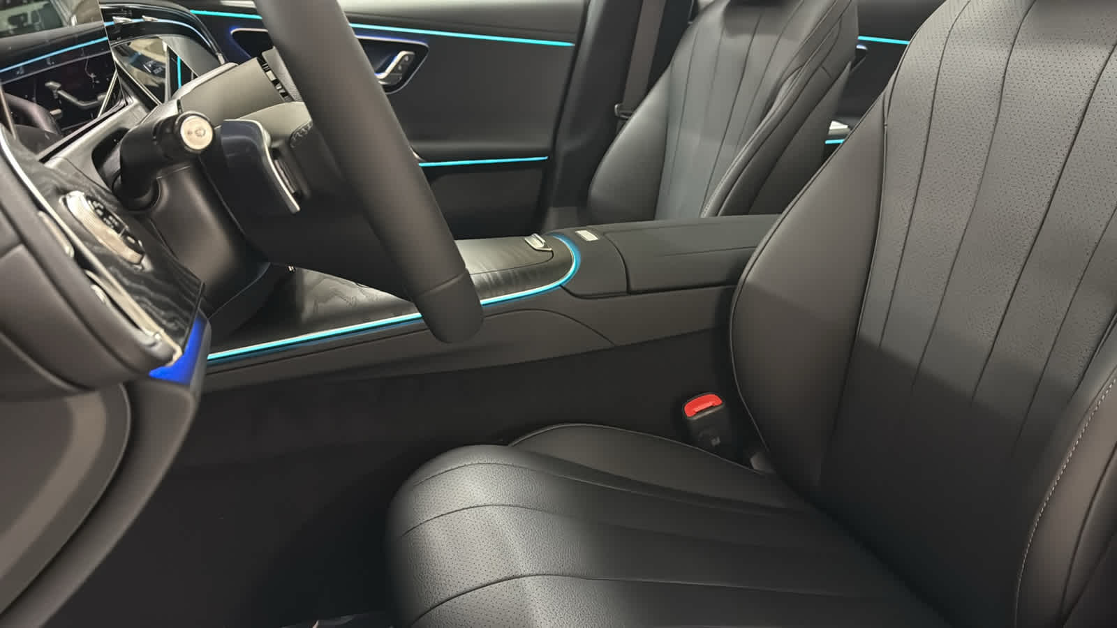 Thumbnail: 2026 Mercedes-Benz E-Class - 26