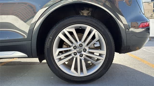 Thumbnail: 2019 Audi Q5 - 12