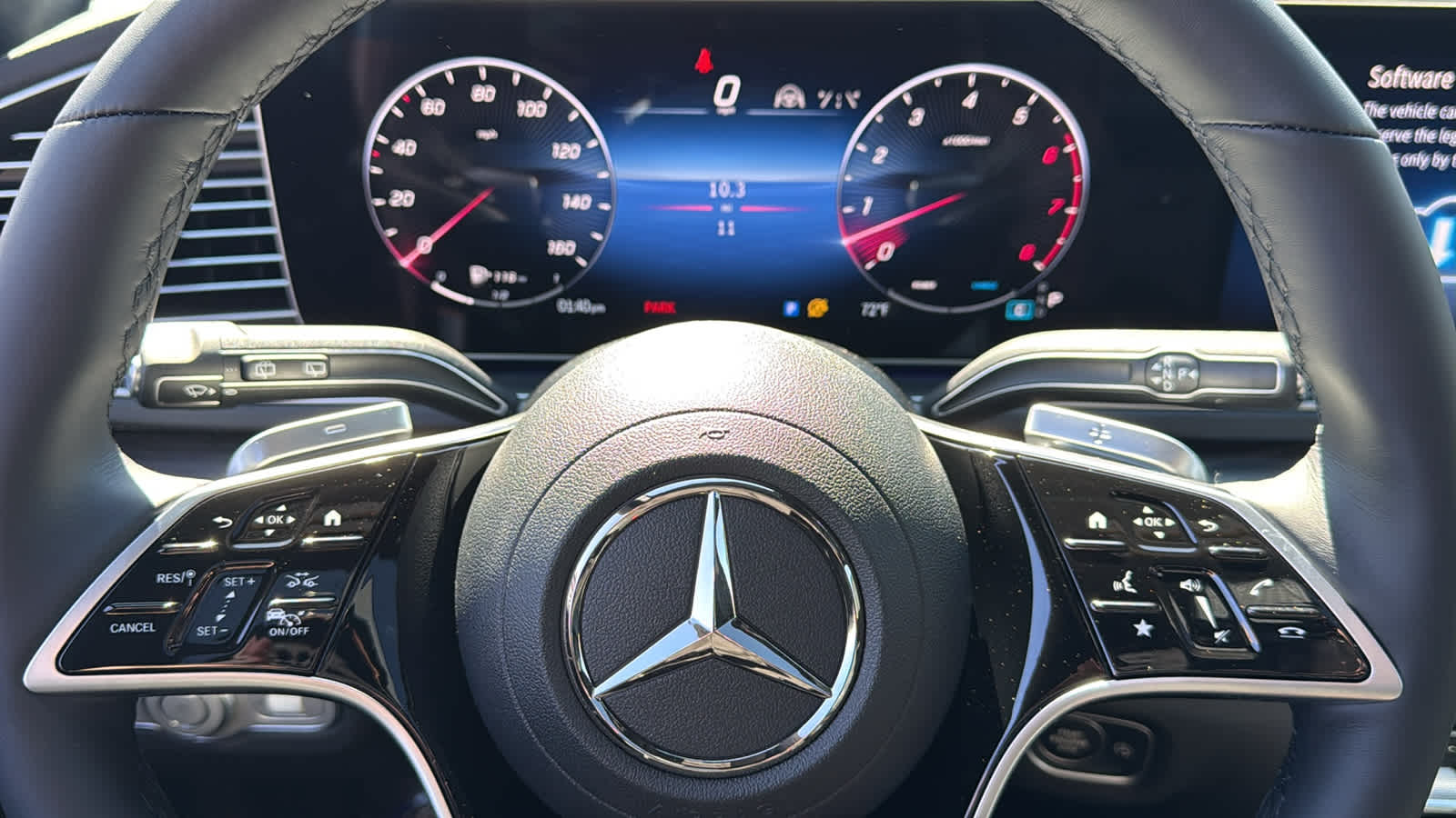 Thumbnail: 2026 Mercedes-Benz GLE - 19