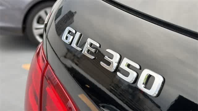 Thumbnail: 2017 Mercedes-Benz GLE - 8