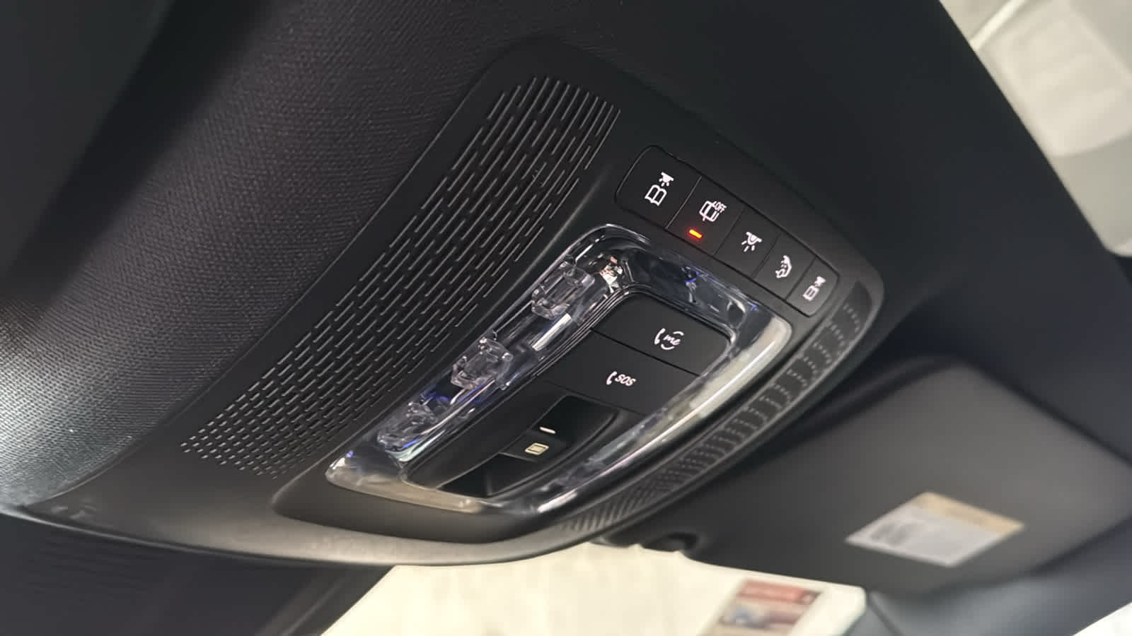 Thumbnail: 2026 Mercedes-Benz GLE - 26