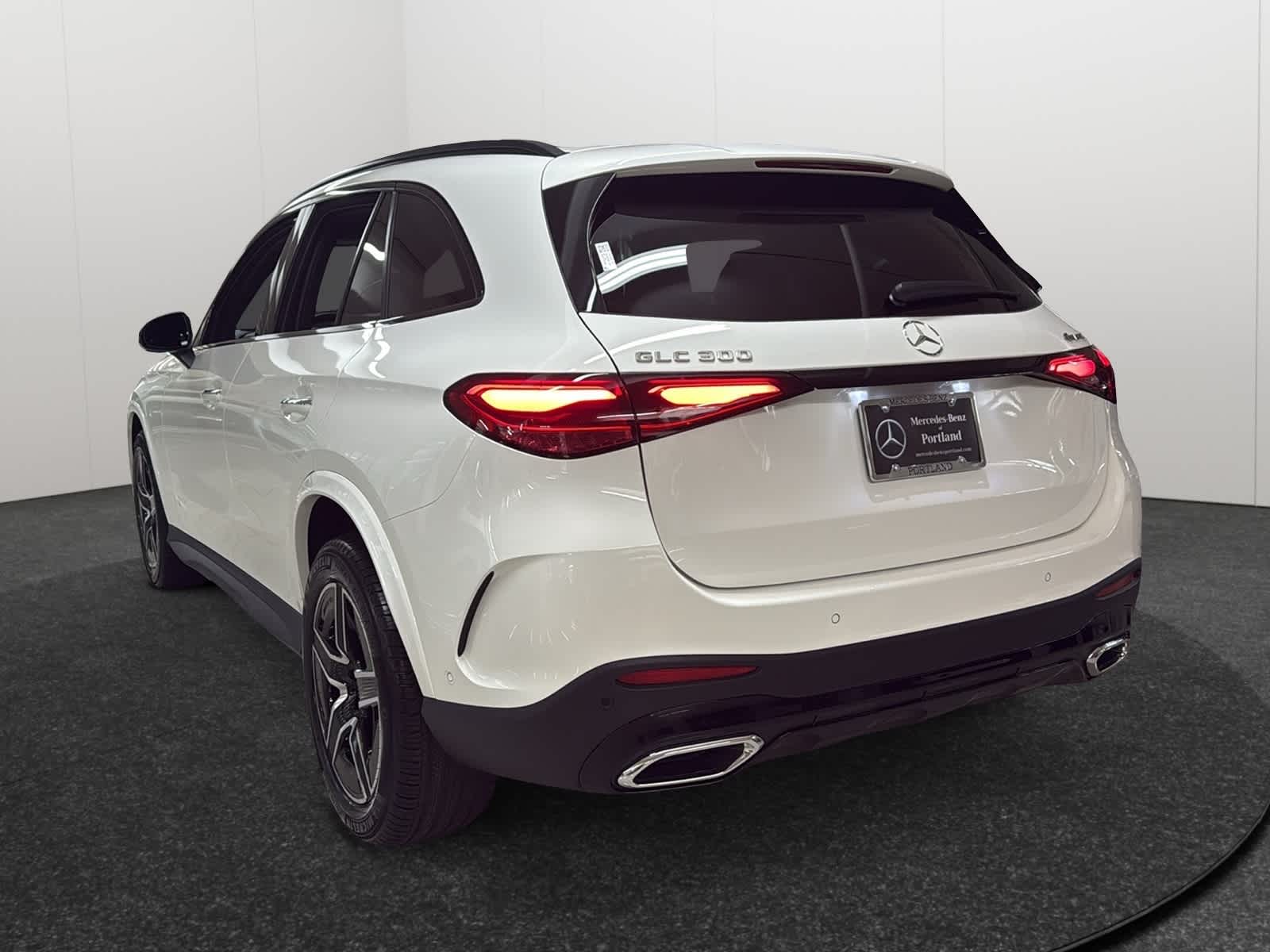 Thumbnail: 2026 Mercedes-Benz GLC - 5