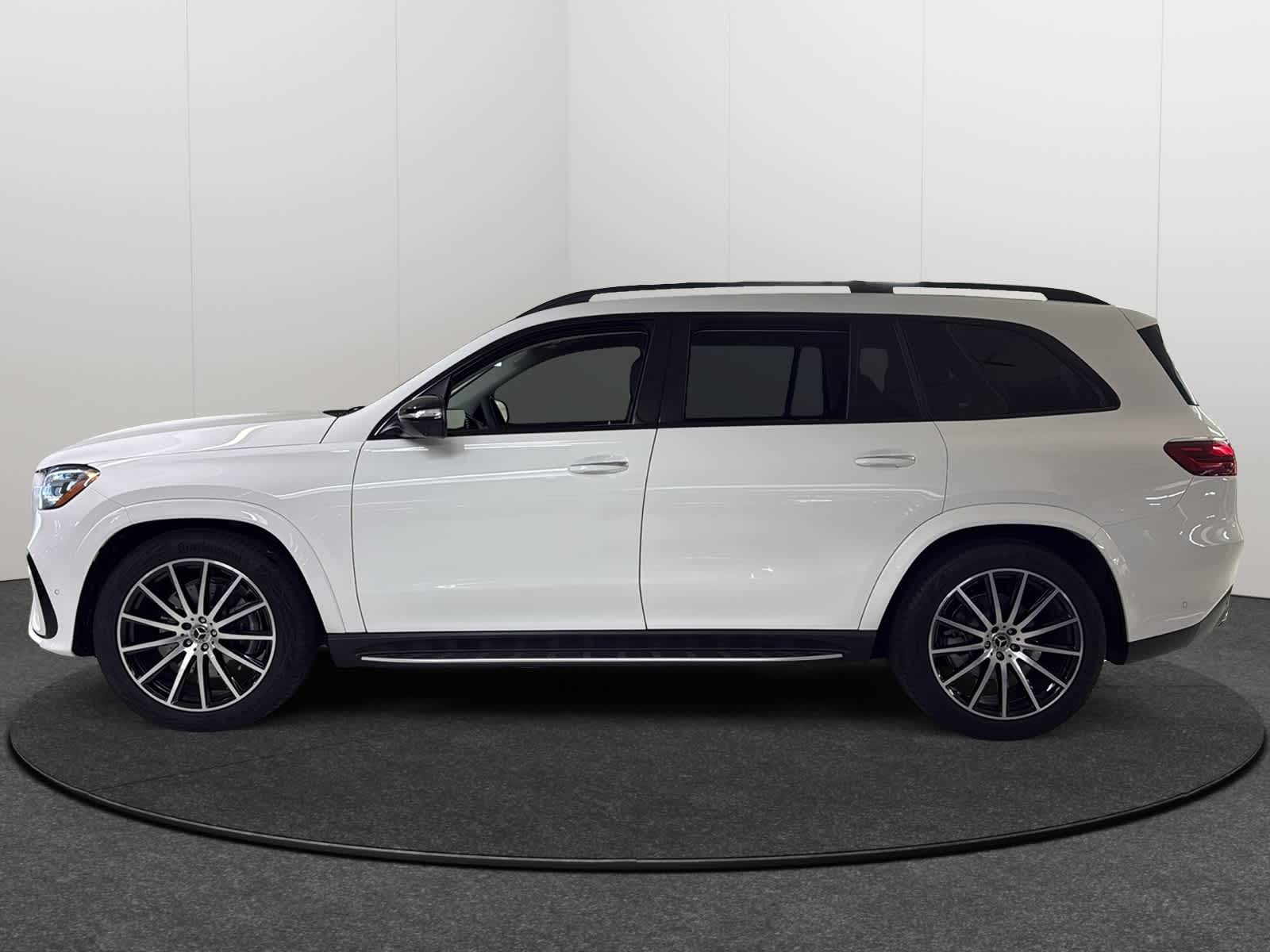 Thumbnail: 2025 Mercedes-Benz GLS - 3