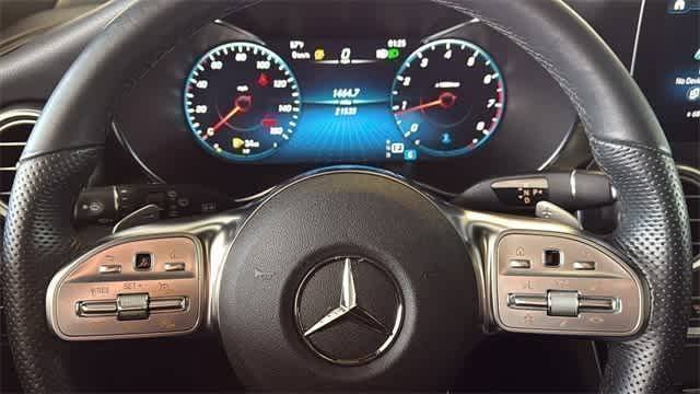 Thumbnail: 2022 Mercedes-Benz GLC - 23