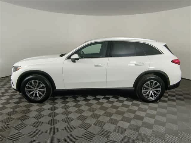 Thumbnail: 2026 Mercedes-Benz GLC - 2