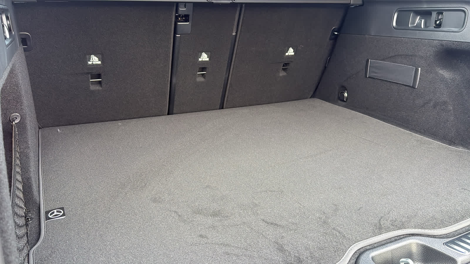 Thumbnail: 2026 Mercedes-Benz GLC - 32